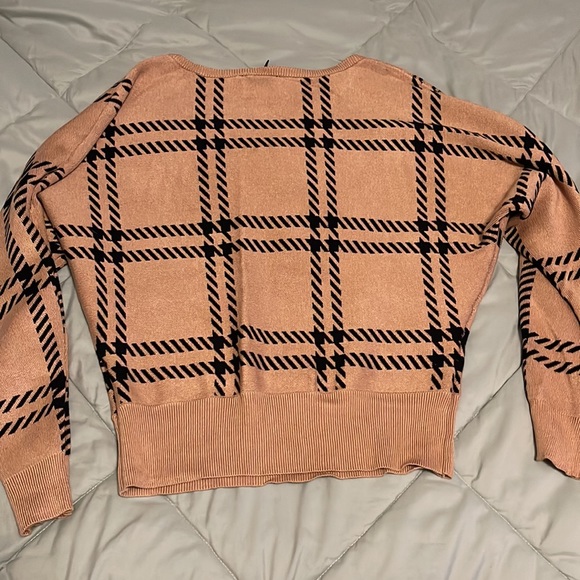 NWT Express Sweater - Picture 5 of 5